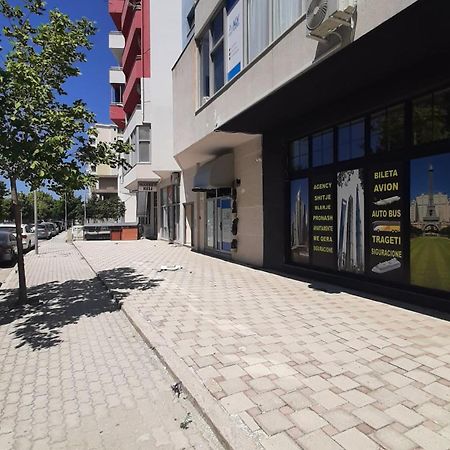 Saimir Apartaments Vlorë エクステリア 写真