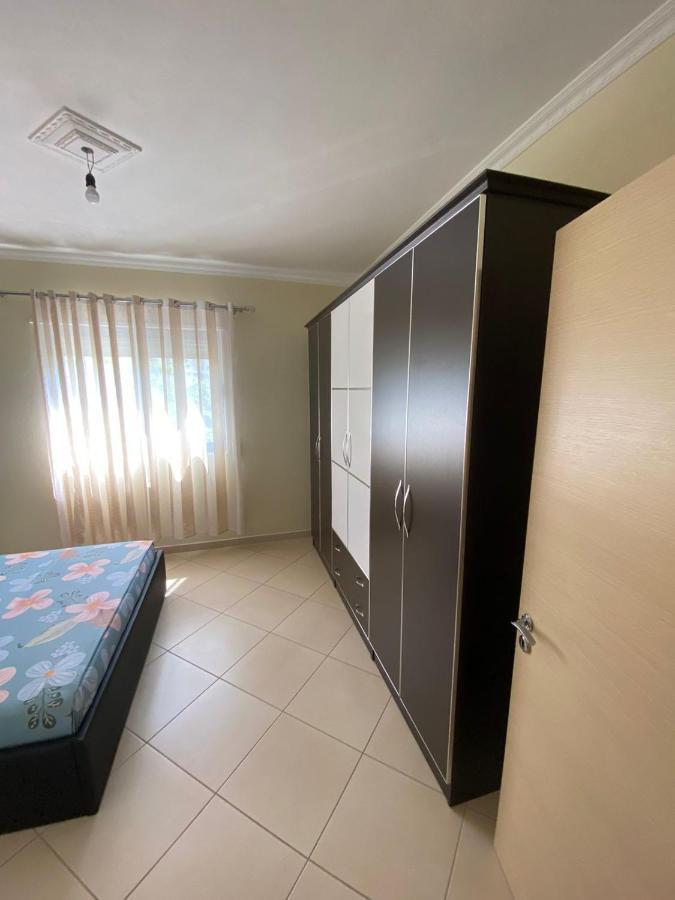 Saimir Apartaments Vlorë エクステリア 写真
