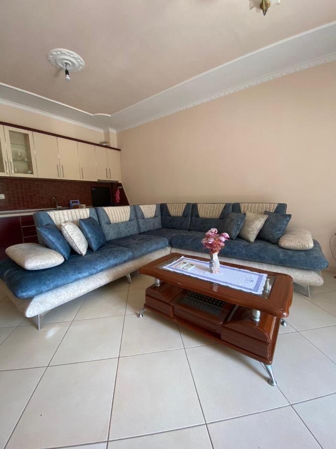 Saimir Apartaments Vlorë エクステリア 写真